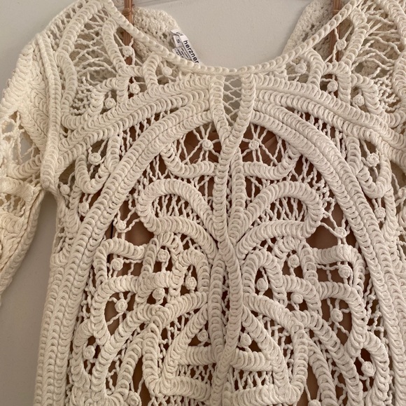 Dress - Picture 3 of 6